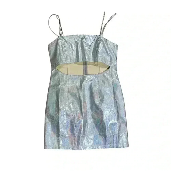Amy Lynn mini dress with cut-out in iridescent silver Size Large - Picture 2 of 9